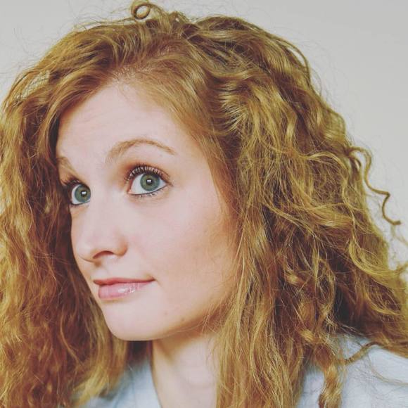 Meet the Posher Other - Hi! I’m Kelly 👋🏻